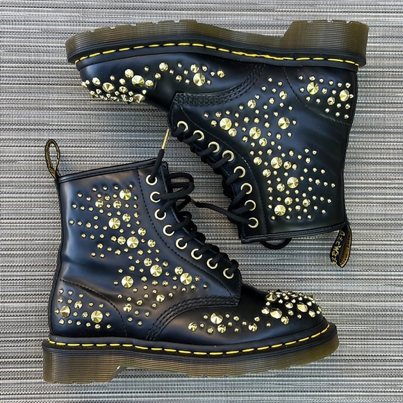 NWOB Dr Martens Midas Gold Metal Studded 1460 Boots~LIMITED  Size EU37 US5M US6L - Picture 9 of 16